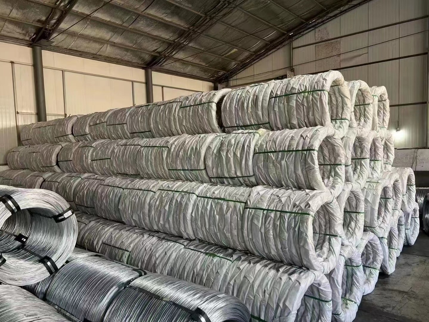 Hot Dipped Bwg 16 20 Galvanized Iron Heavy Duty Metal Gi Steel Rebar Tying Wire Manufacturer Nylon Coated Binding Wire