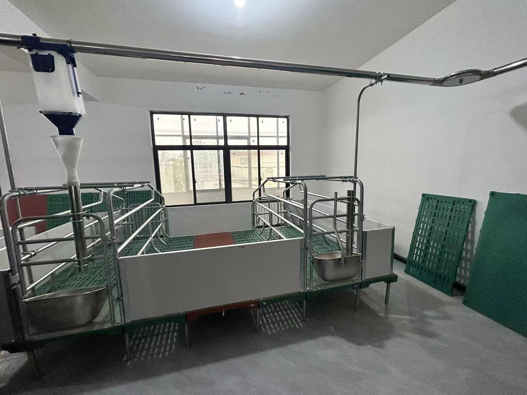 great fram pig feeding equipment pregnant sow stall pig Gestating stall professional design long time working Tubular Sow Stalls