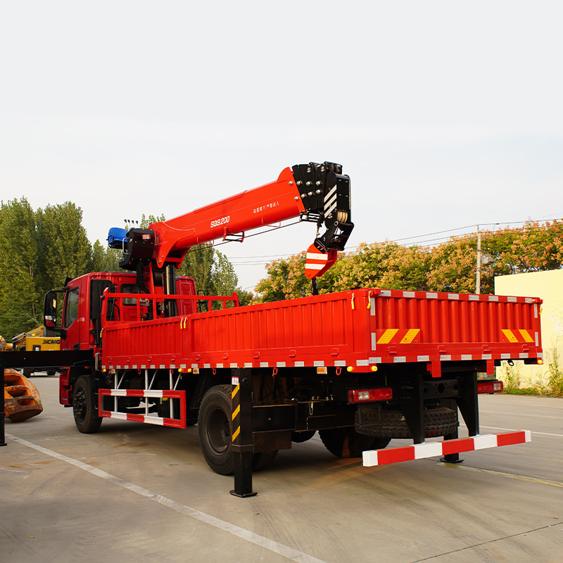 High-rise building lifting crane Overhead knuckle boom crane truck mounted underhung cranes with mitsubishi fuso truck