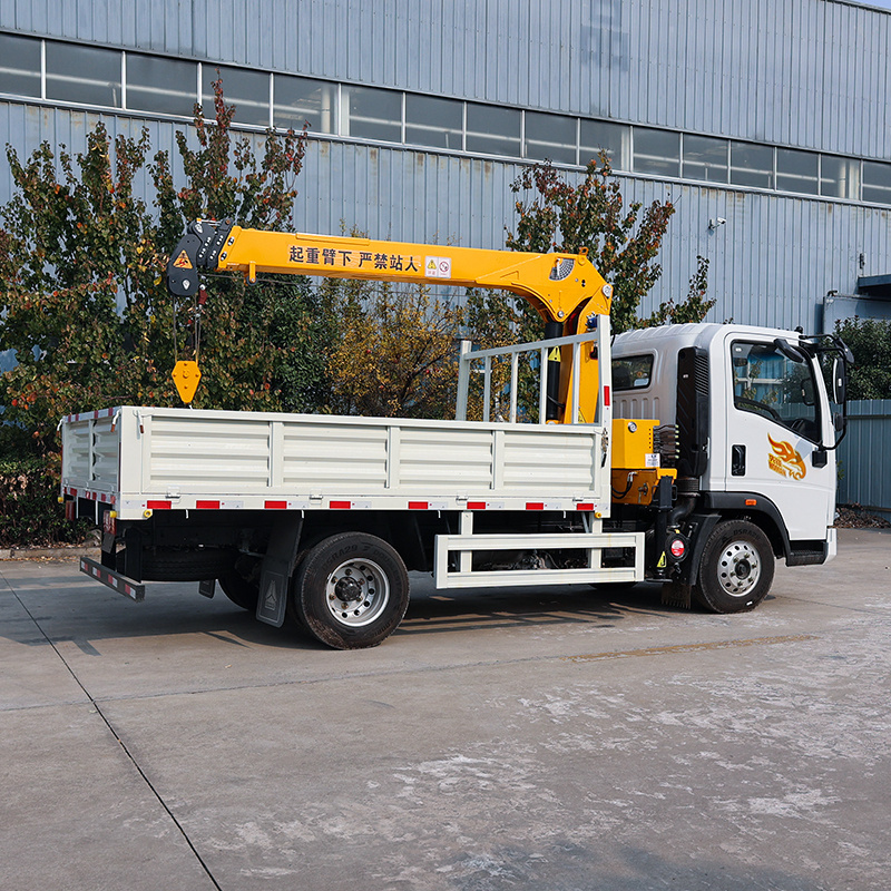 4Ton 3.2Ton mini small truck mounted telescopic boom Hydraulic model mini truck mounted crane