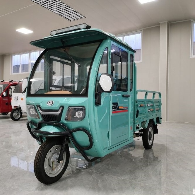 Electric Passenger Closed Tricycles Moped Cargo Tricycles Cargo Tricycle With Cabin KD VERSION