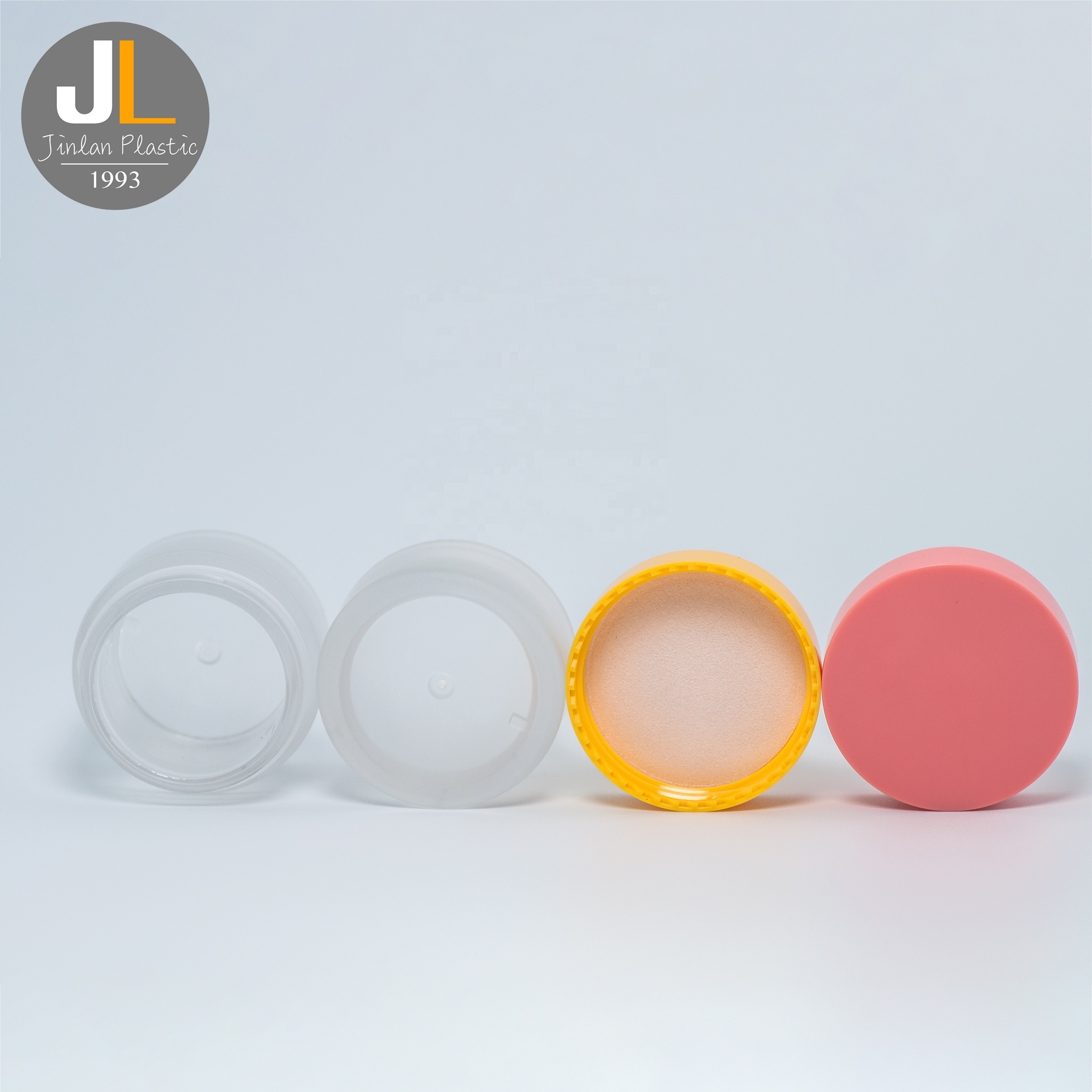 New Arrival Low MOQ Lip Scrub Container With Eyeshadow Plastic Palette PETG