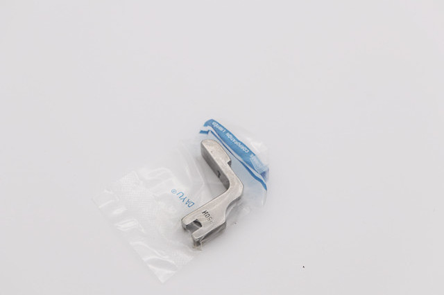 Wholesale Sewing Machine Accessories Domestic Top Quality Piping Presser Foot For Singer