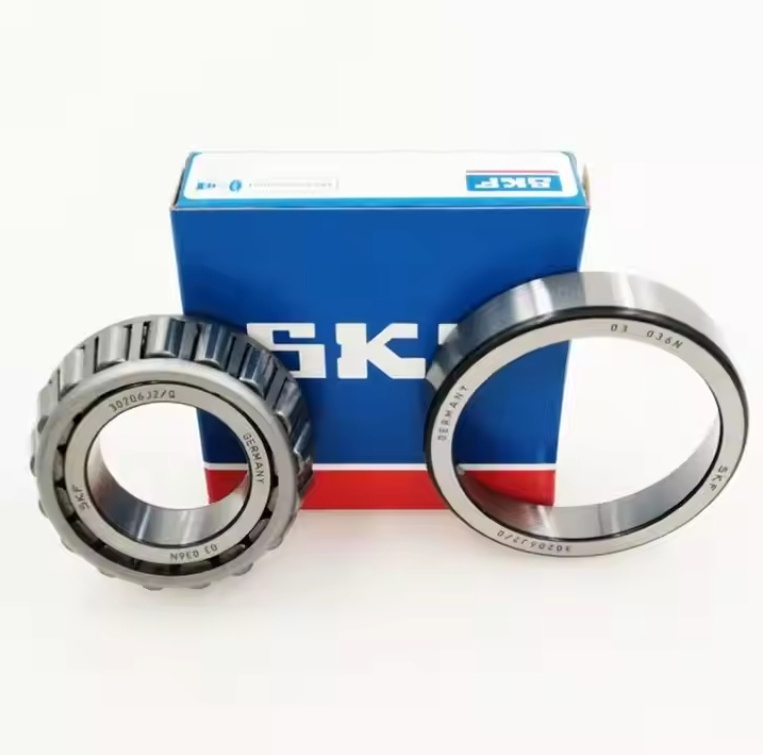 Bearing 32218 30205 Tapered Roller Bearing 32224 Original SKF Chrome Steel OEM Customized Services Original Package