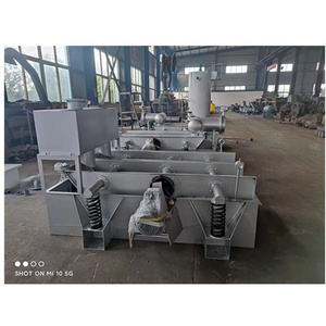 Papermaking and pulping equipment, screening machine