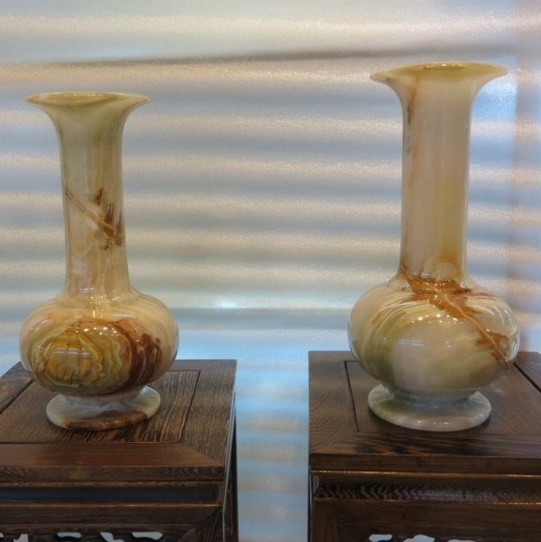 White and Green Onyx Vase,Carving Vases With Natural Agate According to Design@