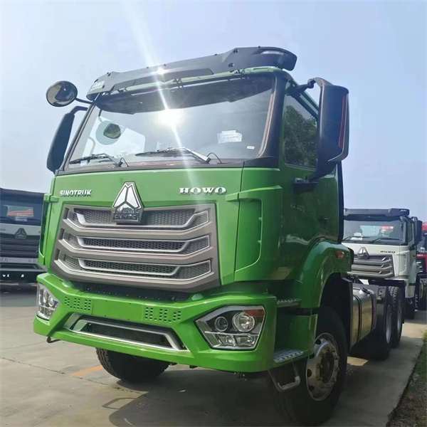 Factory Wholesale tractor pull trucks semi trucks used for sale with low price