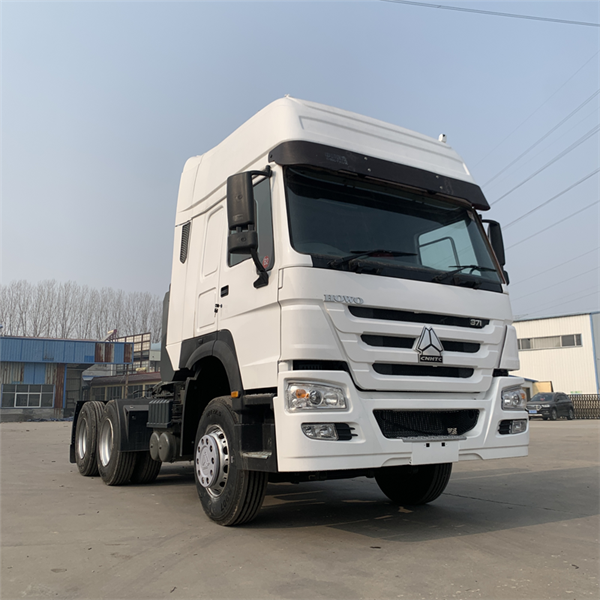 Factory Wholesale tractor pull trucks semi trucks used for sale with low price