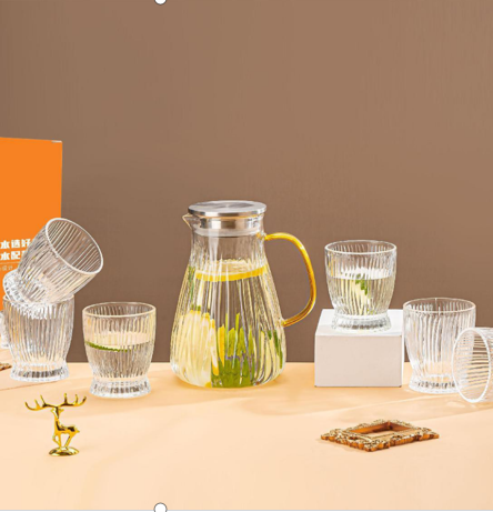 Transparent borosilicate glass water jug cups set hot cold beverage milk orange juice jug cups set with handle