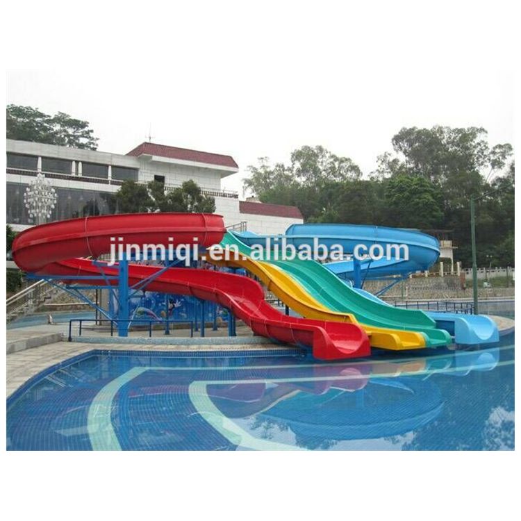 Big fiberglass water park slides with splash spray toys for both kids and adults