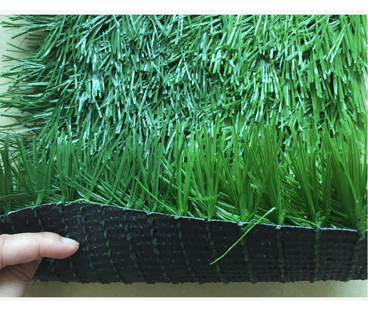 Guangzhou factory supply artificial grass for football/artificial turf grass/artificial grass mat