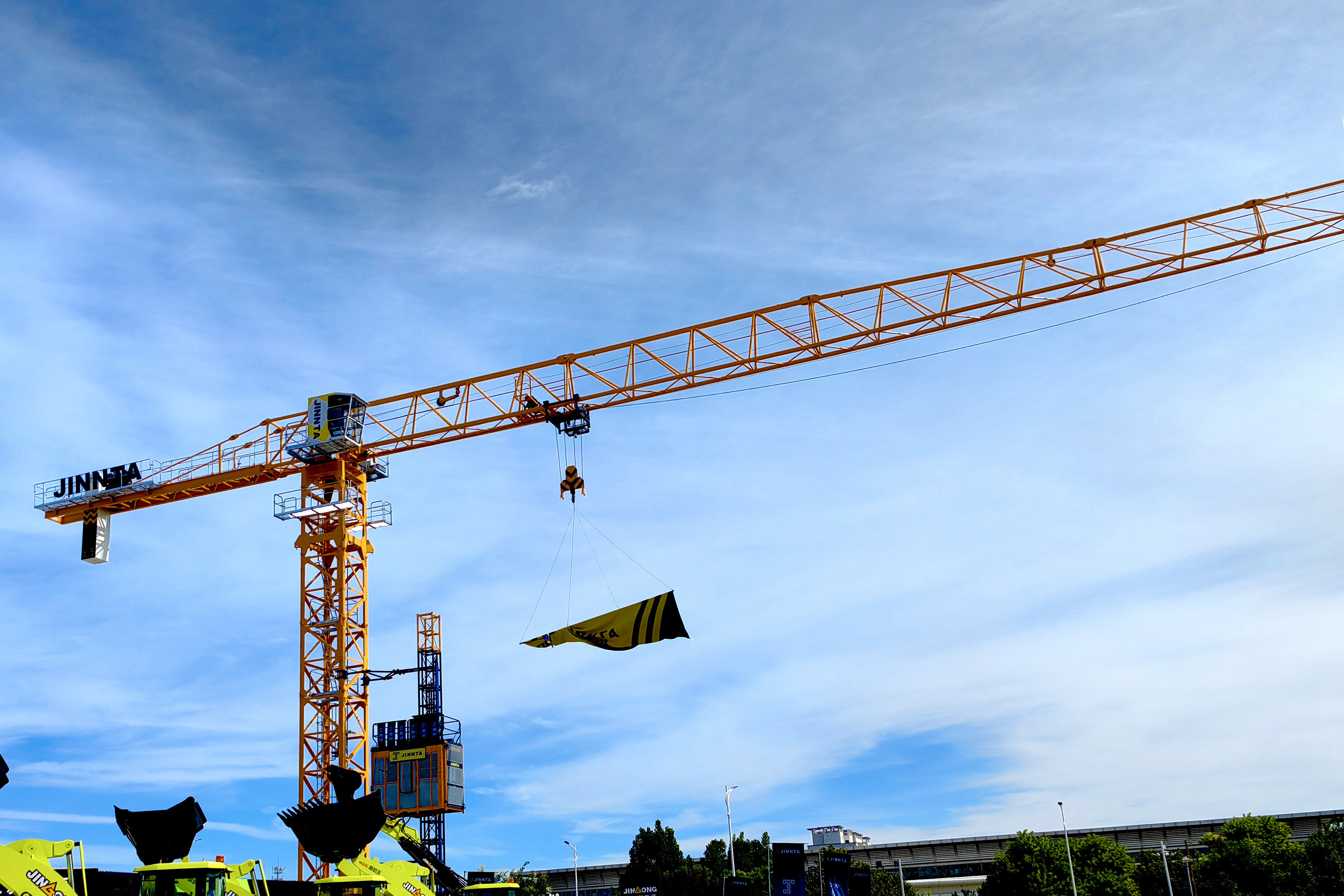 JINNTA CE CERTIFICATE 315KNM Bucket Tower Crane 2023 New Design Ageing Resistance Test Construction Crane Tower