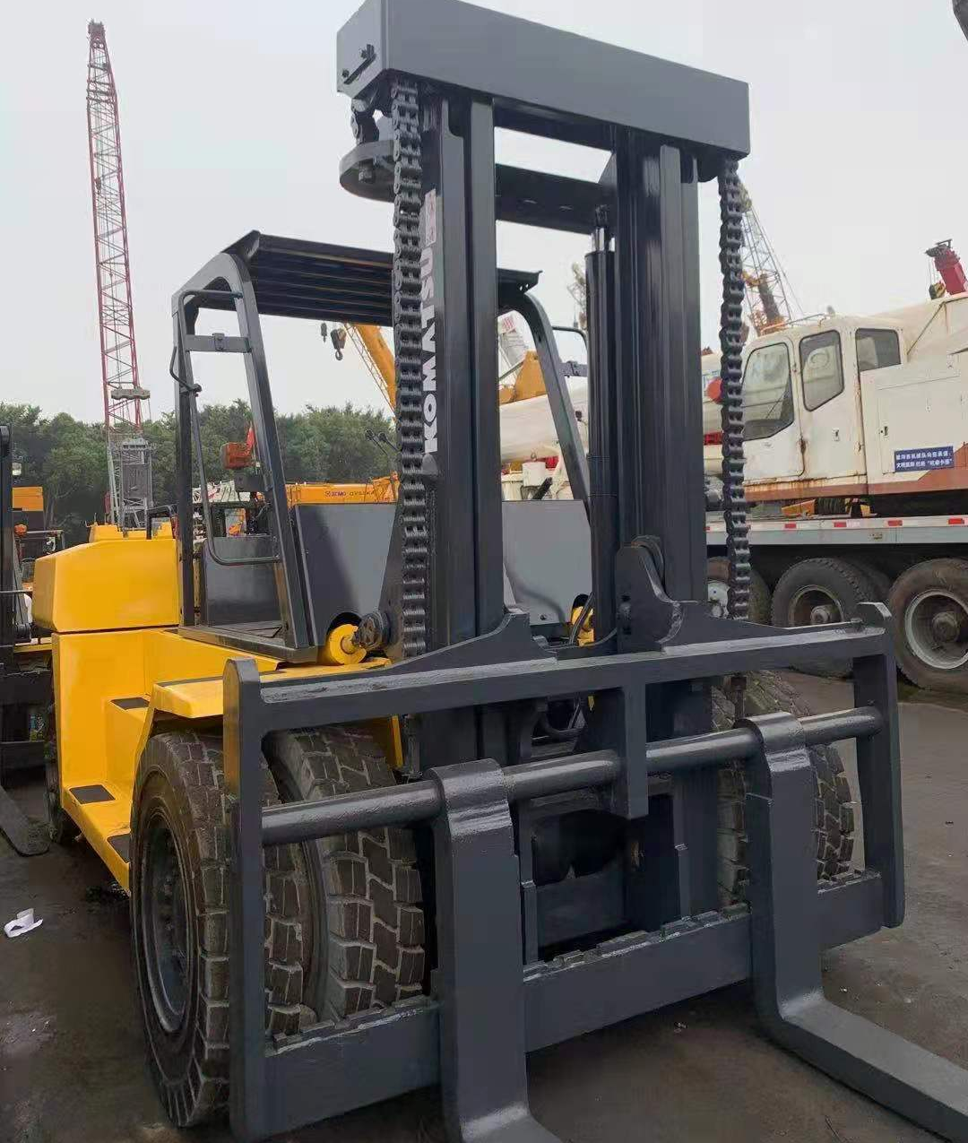 Used forklifts high quality 100% Japanese original diesel forklifts sold at a low price