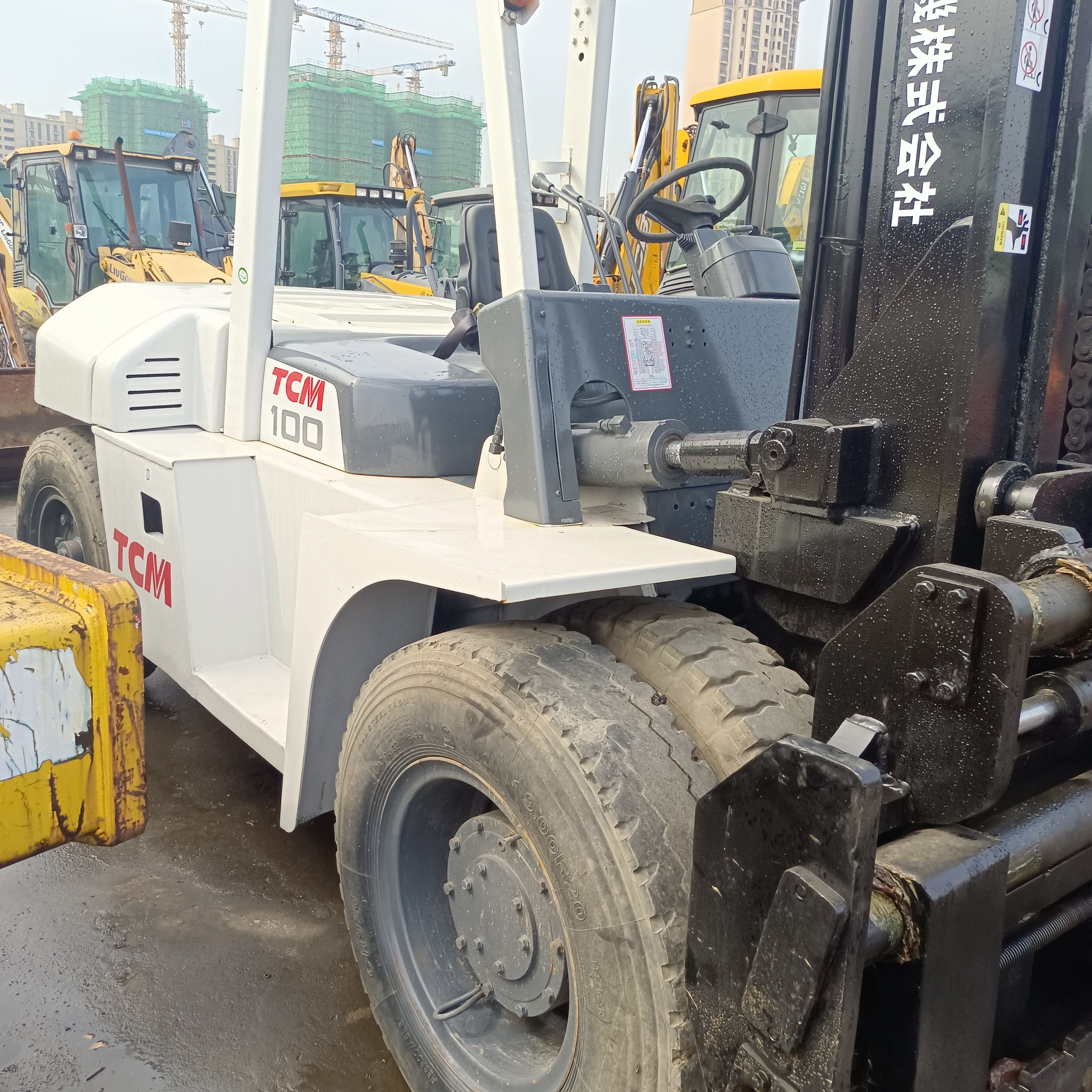 low price excellent quality used FD100 10t tcm forklift original from japan for sale