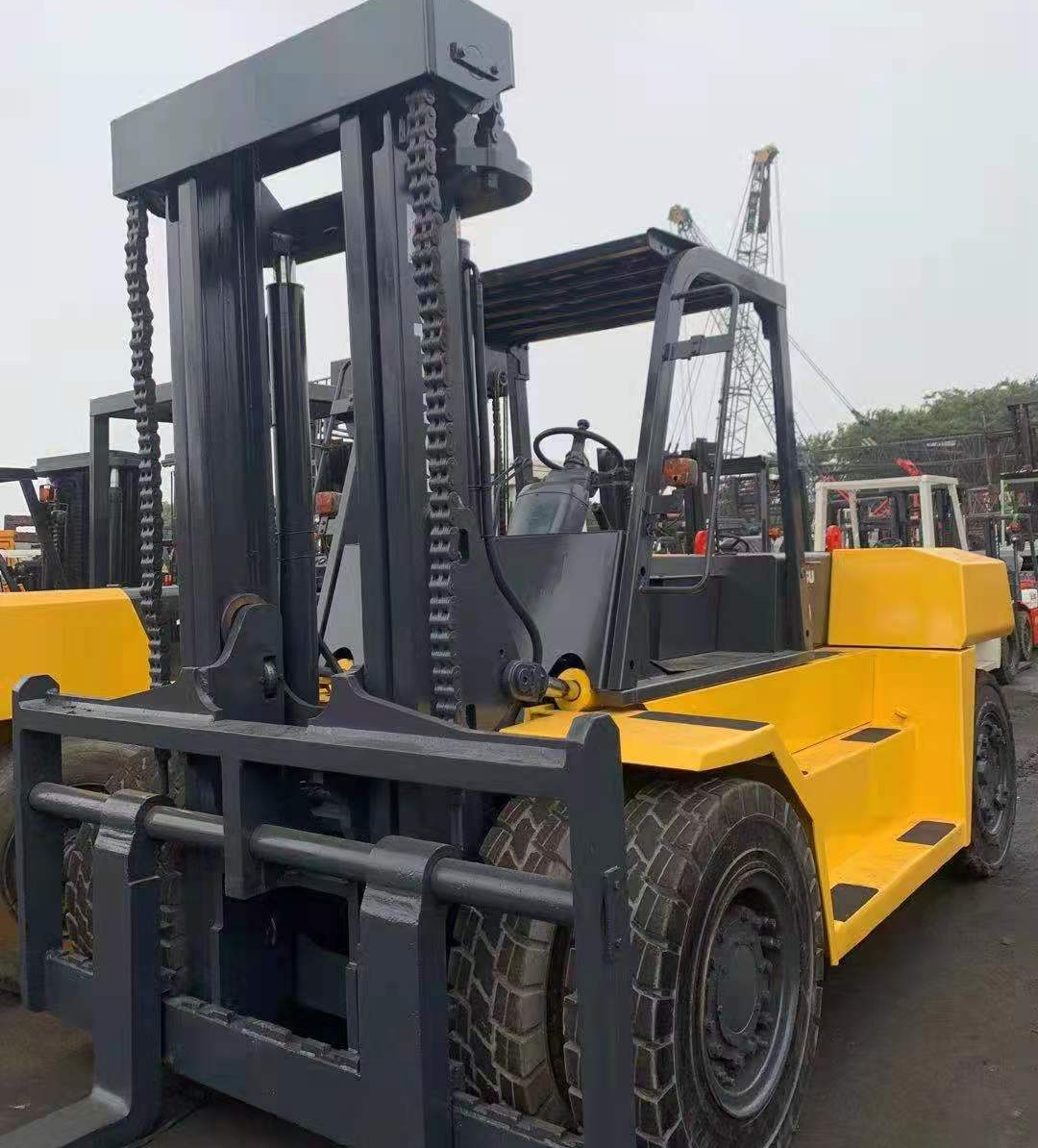 Used forklifts high quality 100% Japanese original diesel forklifts sold at a low price