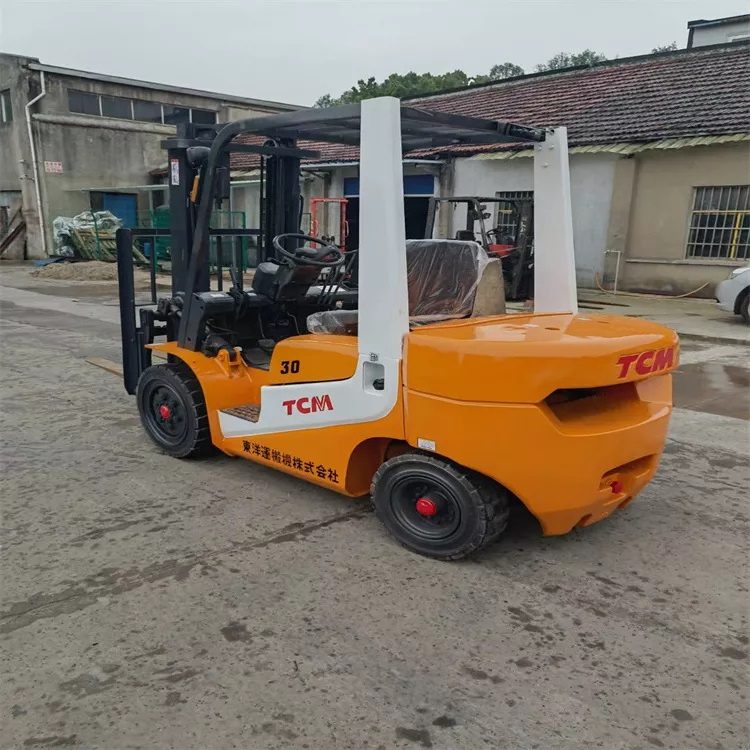 Used forklift truck 3 tons Tcm small forklift truck with side movement