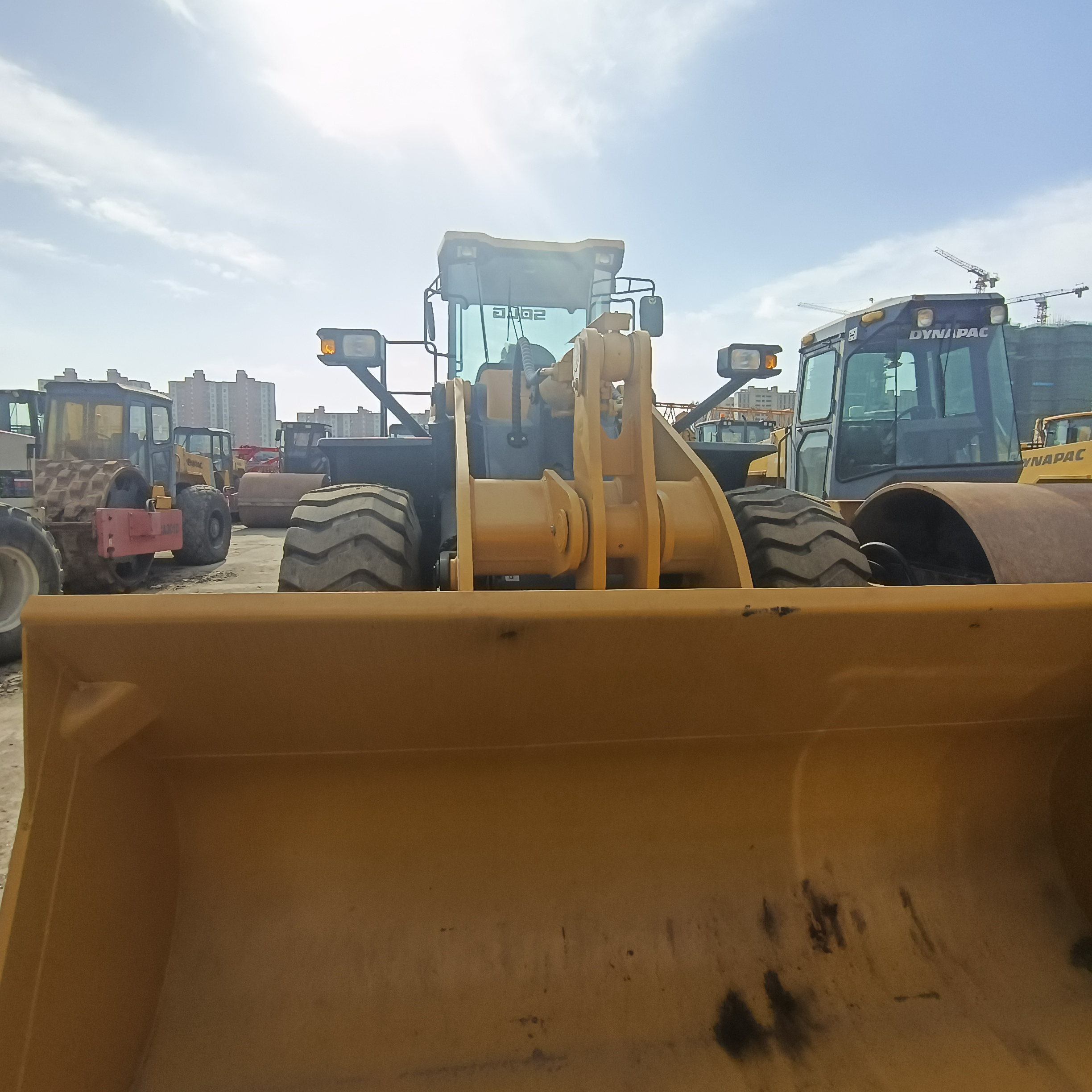 SDLG LG958L construction machinery 5t hydraulic cylinder 3 cubic meter bucket mini 5 ton long boom front wheel loader for sale