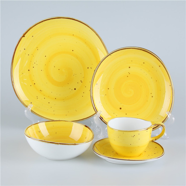 Food Grade Yellow Reactive Glazed Ceramic Dinner Plate Bowl and Cup Set, 5 pcs Pakistani Porcelain Dinner Ware Sets for Catering