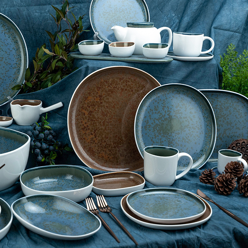 Wholesale Antique Crockery Rustic Dinner Set Porcelain Color Brown Blue Reactive Glazed Ceramic Dinnerware Sets