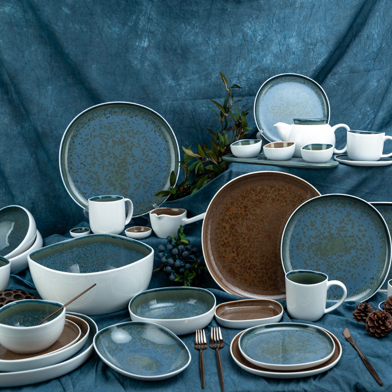 Wholesale Antique Crockery Rustic Dinner Set Porcelain Color Brown Blue Reactive Glazed Ceramic Dinnerware Sets