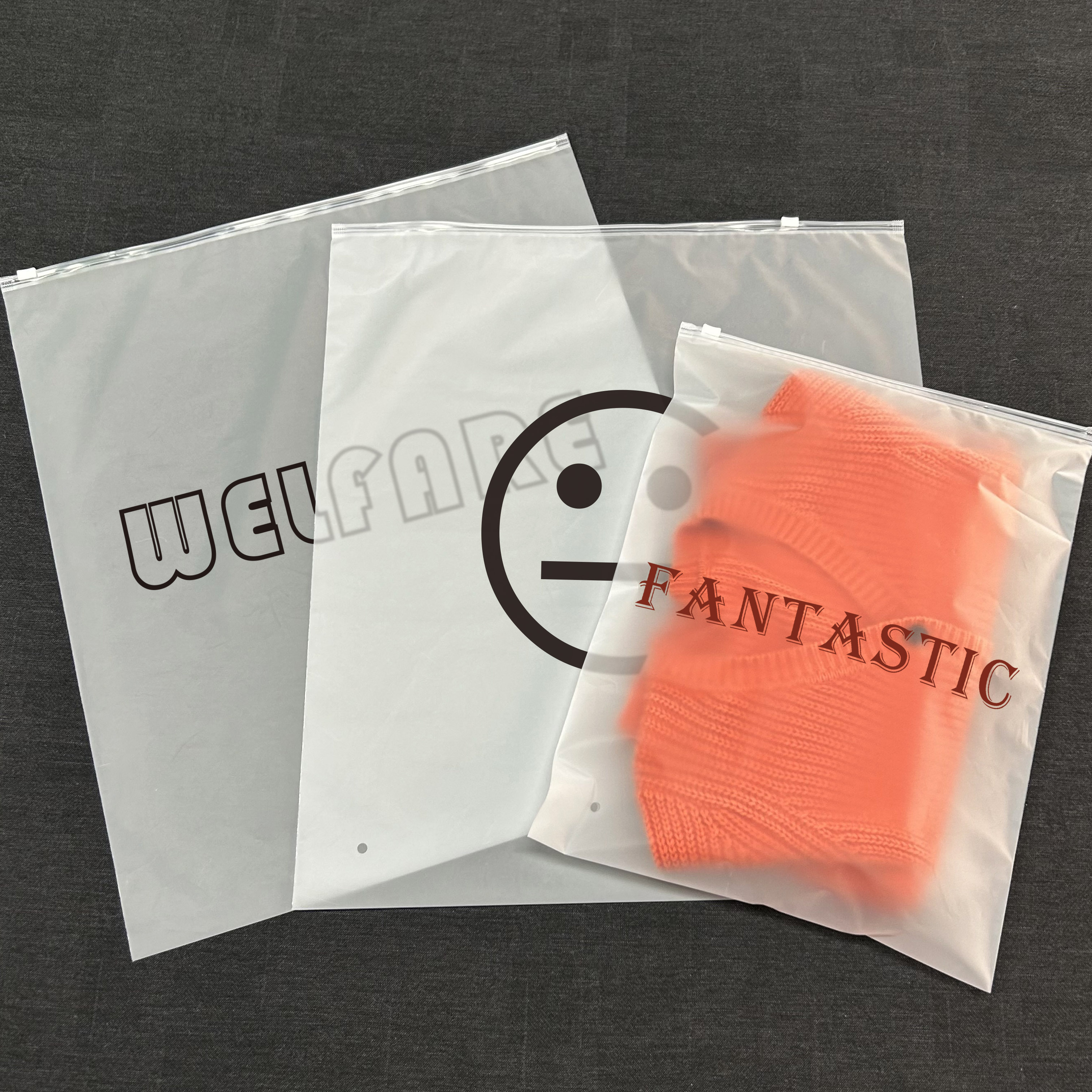 Waterproof Eco Friendly  Custom Logo Printed Zip Lock Bags Plastic Zipper Bag For Clothing Packaging