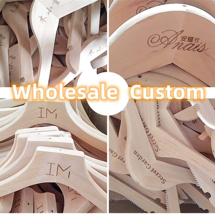 Deluxe Custom Logo Wide Shoulder Cedar Wood Suit Hangers For Clothes Wooden Suit Coat Clothes With Logo Blanket Hanger OEM