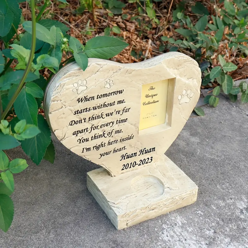 Heart Shaped Pet Memorial Stone with Paw Print, Tombstone with Customizable Photo Frame Slot