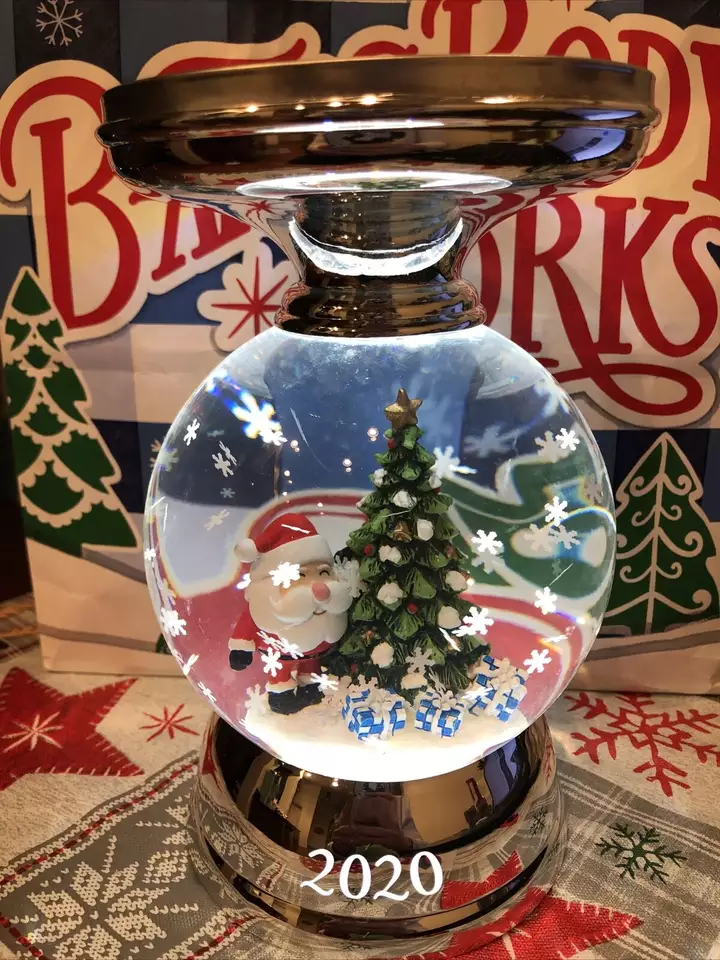 Bath And Body Works Water Globe Santa Pedestal 3-Wick Candle Holder