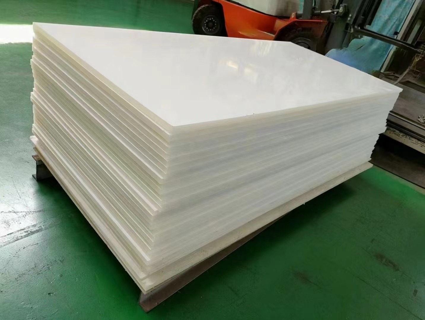 PTFE Non Stick Expanded Custom Raw Material White 100% Virgin PTFE Sheet Roll Teflons Plastic Plate Thickness 1.5mm 4mm plastic sheet