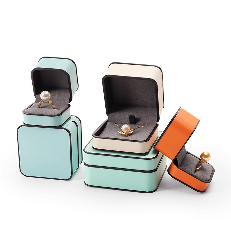 Jinsky Wholesale New Arrival orange PU Leather Jewelry Box beige Ring Earrings Pendant Necklace Box Jewelry Packaging