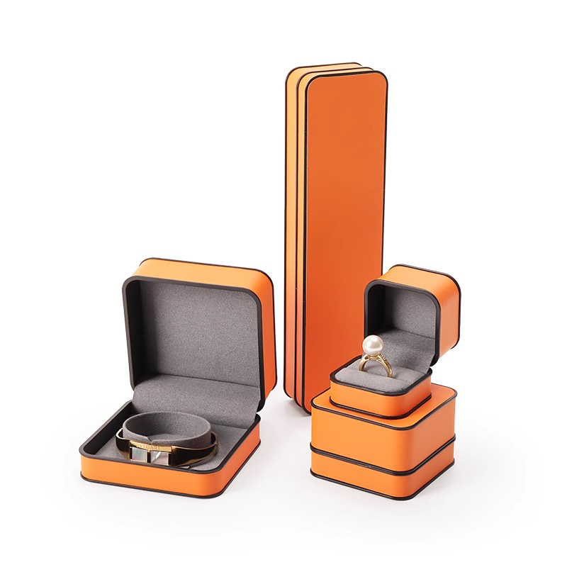 Jinsky Wholesale New Arrival orange PU Leather Jewelry Box beige Ring Earrings Pendant Necklace Box Jewelry Packaging