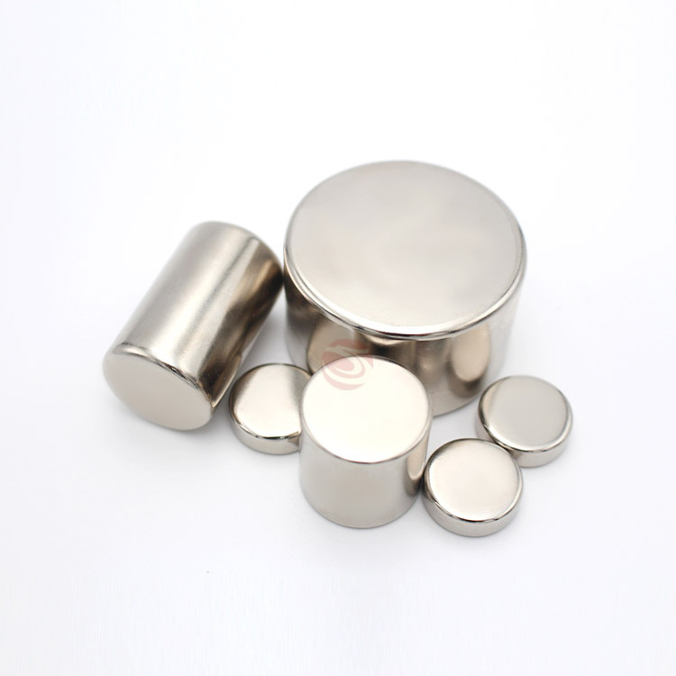 Manufacturer Strong Round Ndfeb  Permanent Magnet N35 N50 N52 Rare Earth Neodymium Cylindrical Magnets