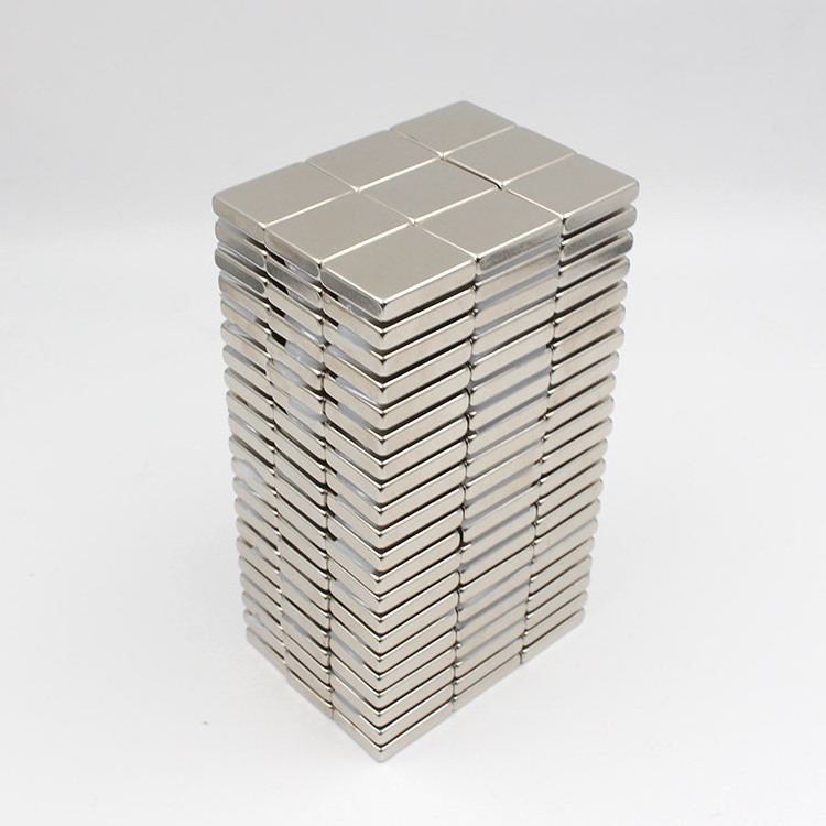 High Performance Neodymium Block Magnet Magnetic 30X20x2 Nicuni 30X10x5 Mm Magnet