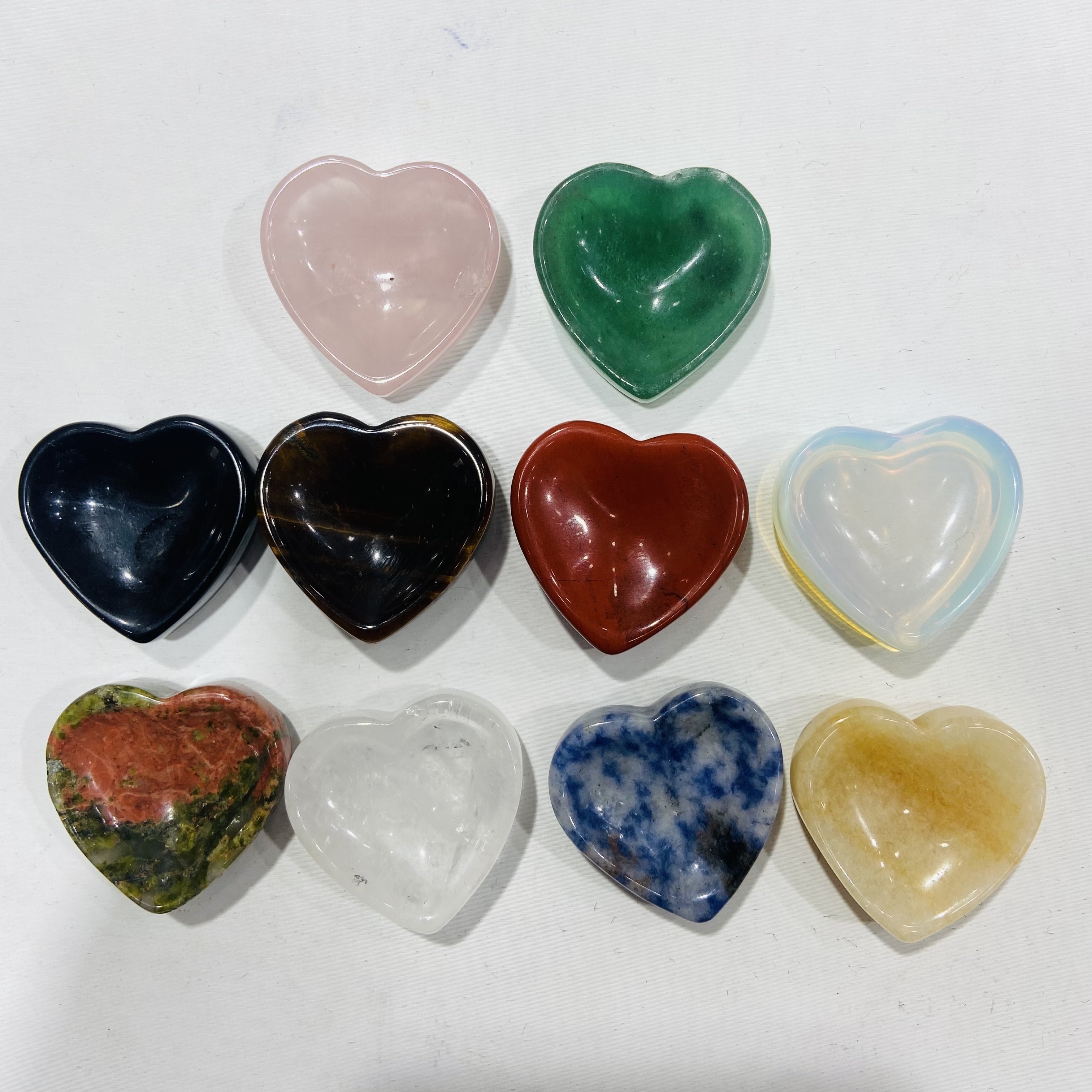 Wholesale  polished lapis lazuli worry stone palm natural crystal Decompression stone