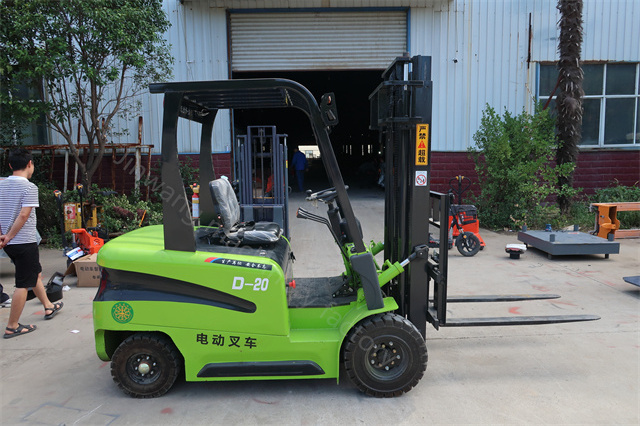 Jinwang Truck Pallet Forklift Electric All-electric Portable Car Loading Forklift Mini Electric Forklift