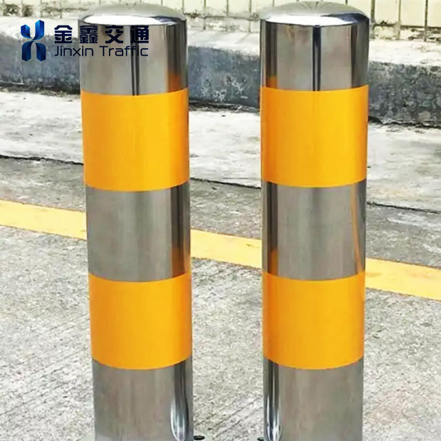 Street Semi-Dome Top 304 Stainless Steel No Parking Bollard