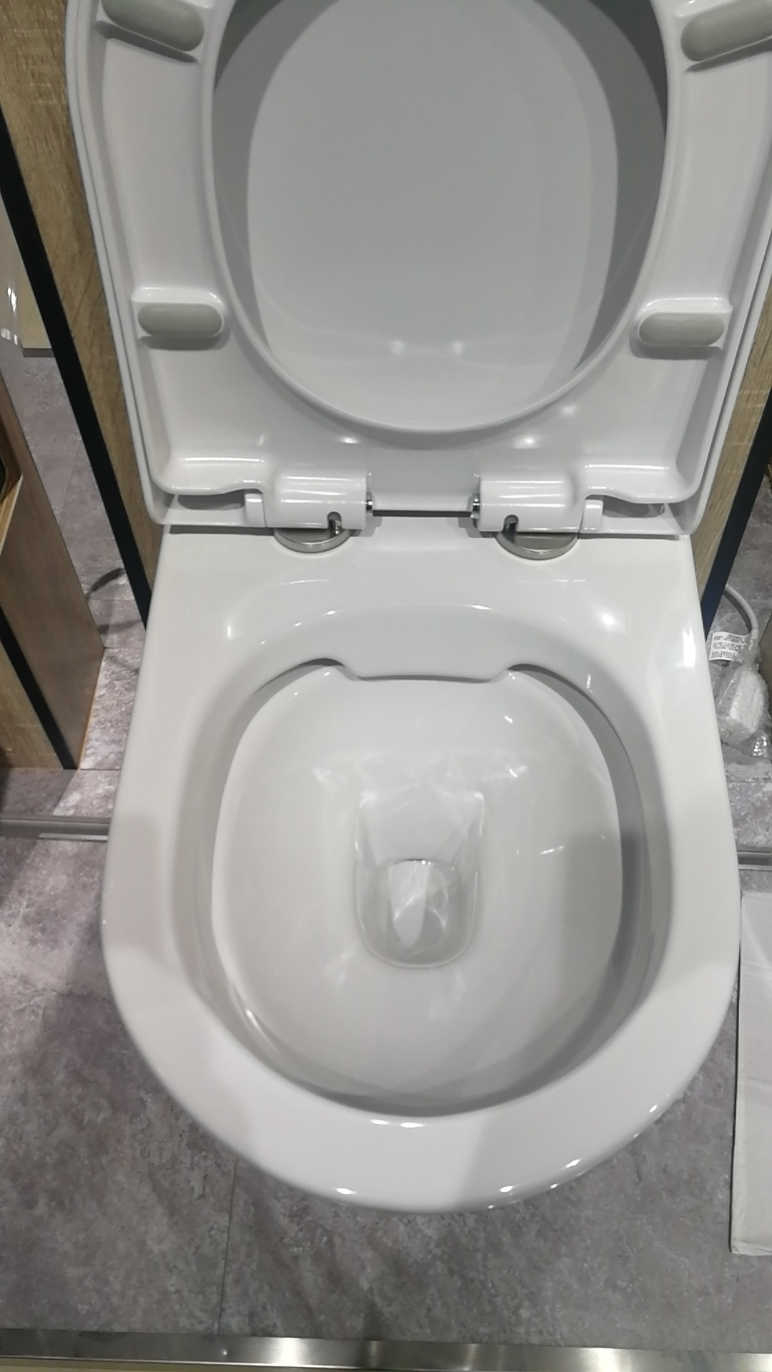 European toilet rimless design wall hung toilet  installation system