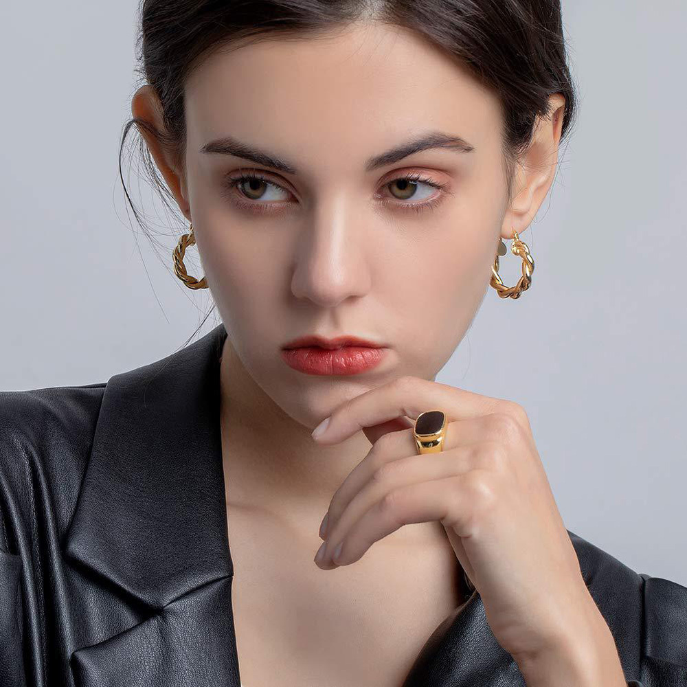 Classic Jewelry Hypoallergenic Waterproof Circle Thick Twist Hoop Earrings Gold Plated Stainless Steel 18K Brass Opp Bag Women's