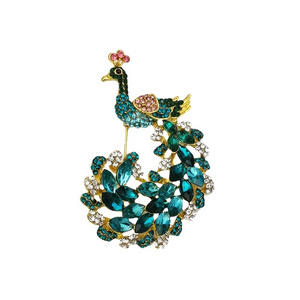 The latest design and chic zinc alloy crystal peacock brooch European and American style women's jewelry brooch