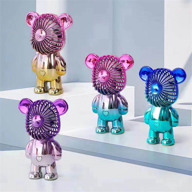 2023 Popular Handheld Three Speed Usb Portable Rechargeable Gradient Fluid Bear Cartoon Mini Violent Bear Small Fan