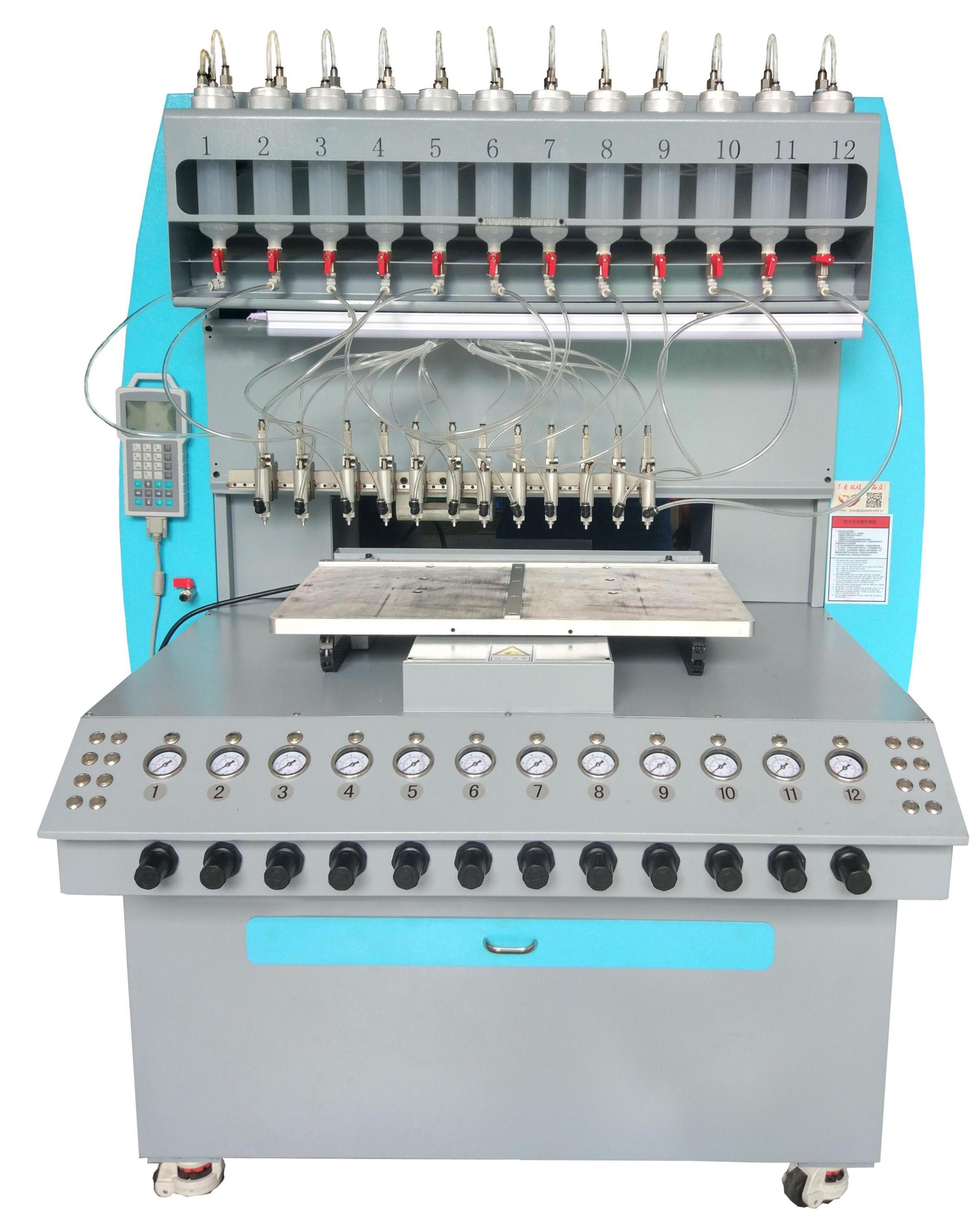 Silicone machine for making label on high impact TPR knuckle protection anti vibration mechanics mitten