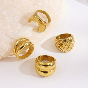 Simple Geometric18K Gold Plated Chunky Snake Pattern Engraving Ring Irregular Stainless Steel Wholesale Croissant Dome Ring