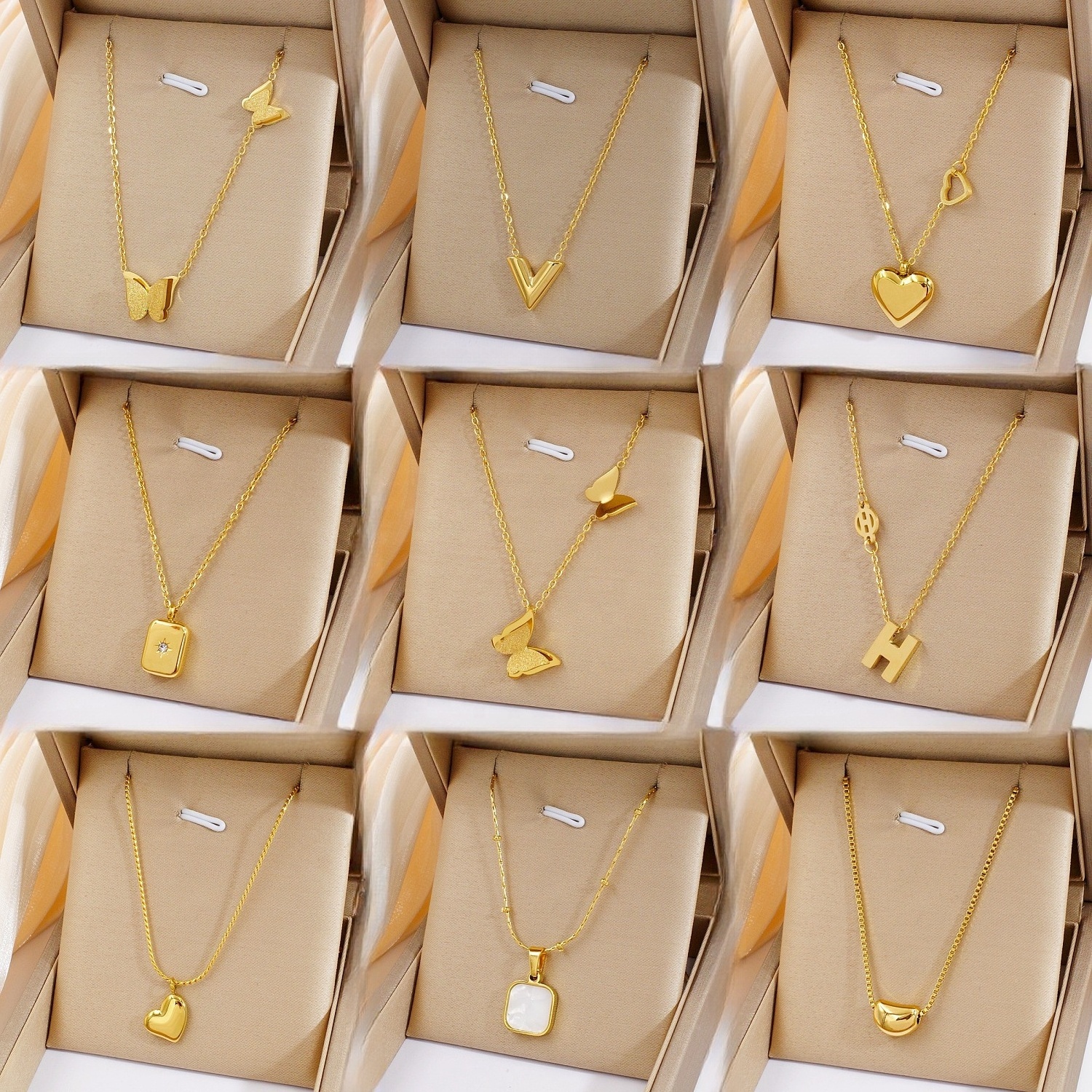 Luxury Gift OEM 18K Gold Plated Fine Jewelry Wholesale Women Ladies Charms Pendant Neckless Stainless Steel Butterfly Necklace