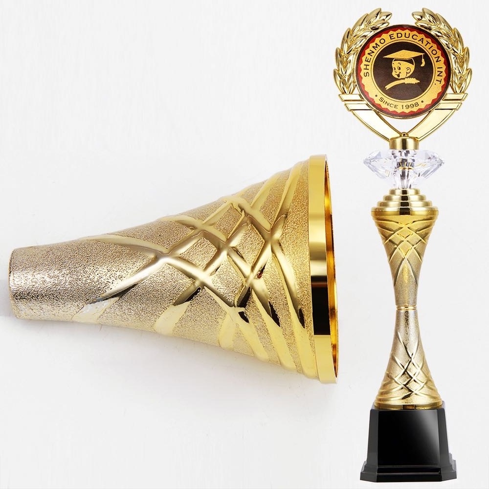 New patented products custom acrylic awards plastic trophy