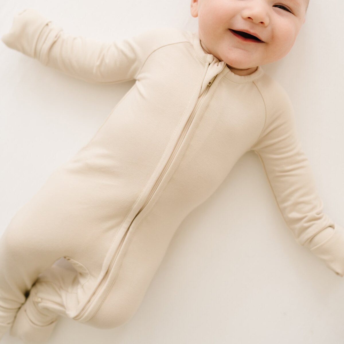 Wholesale Baby Toddler Unisex Buttery-Soft Snug Fit Footed Pajamas with Viscose Made with Eucalyptus boutique children bodysuits