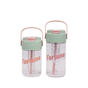 Water Bottle For Girls Beverage Cup Plastic Big Capacity Custom Plastic Drinking Cups