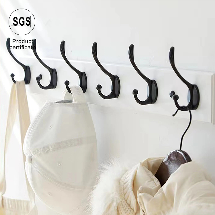 European Wall-Mounted Wall Shelf Coat Cloth Hooks Rack with 5 Metal Curtain Hooks for Living Room