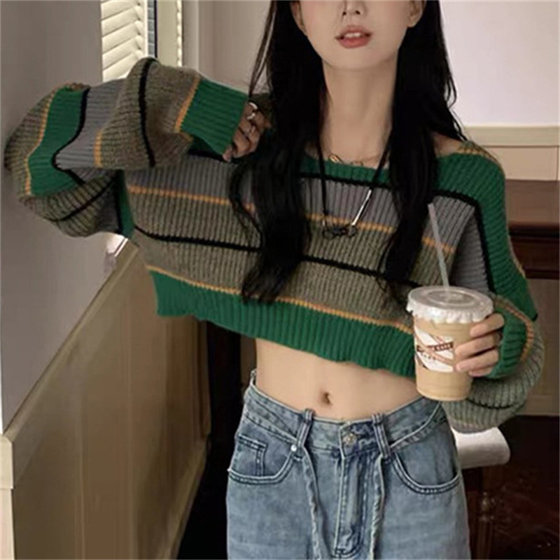 2024 New Style Spring Color Collision Green Stripe Hot Knitted Top Women Fashionable Crop Top Sweater