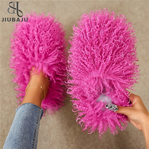 Winter Furry Shoes Women Fur Slippers Fluffy Faux Mongolian Fur Slides Warm Plush Slippers Fuzzy Flip Flops Luxury Shoes Woman