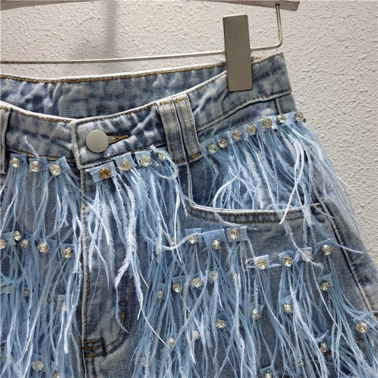 Summer Diamonds Ostrich Feather Tassel Blue Denim Shorts Female 2024 New Fashion Slim Fit All-Match Denim Short Jeans for Women